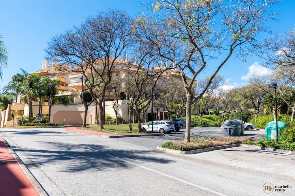 Lägenhet Elviria Hills 3 Bedroom 2 Bath Marbella