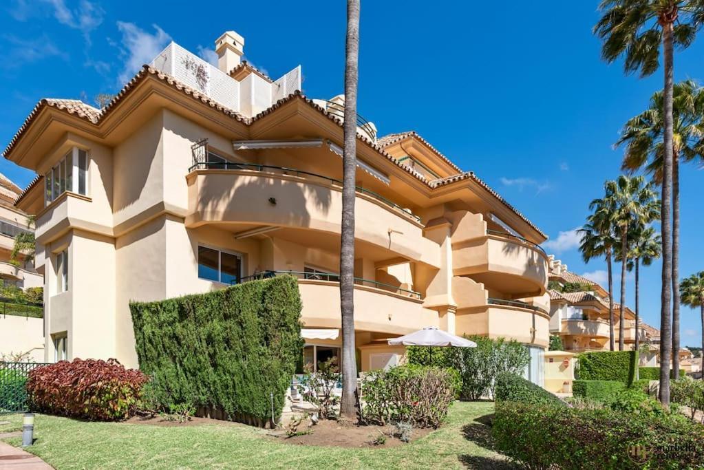 Lägenhet Elviria Hills 3 Bedroom 2 Bath *